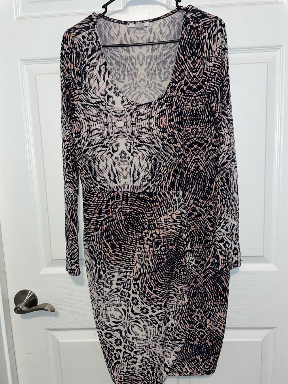 Bar III Long Sleeve Bodycon Dress in Black and Blush Print